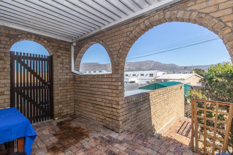 3 Bedroom Property for Sale in Retreat Western Cape